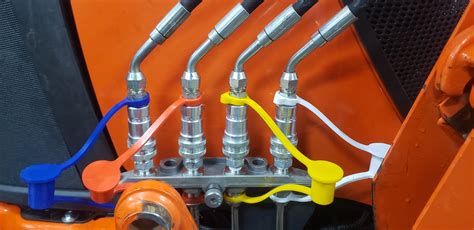 Leaking Kubota Quick Coupler – Tractor Bracket