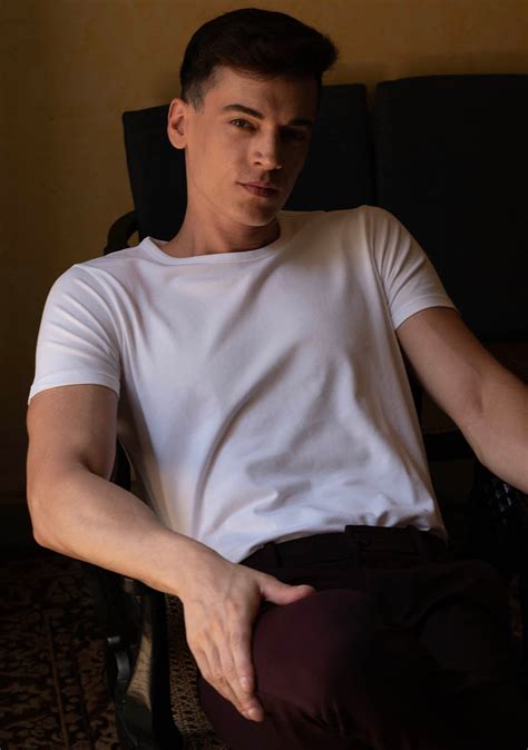 Aristobrat | Modern Clothing System. Do More with Less.