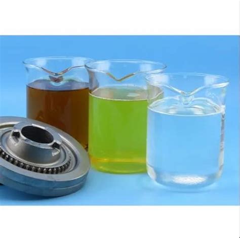 Rust Remover - Industrial Lubrall Rust Remover chemical Trader ...