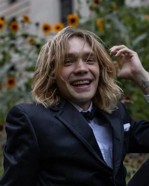 Charlie Plummer Biography: Height, Age, Parents, Net Worth, Movies ...
