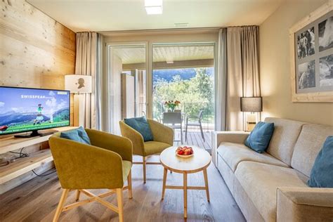 SWISSPEAK RESORTS MEIRINGEN - Lodging Reviews, Photos, Rate Comparison ...
