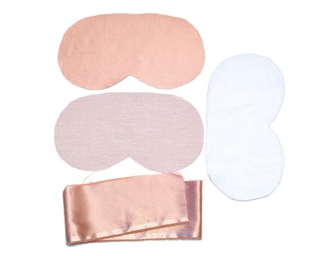 DIY Eye Mask Pattern 的图像结果