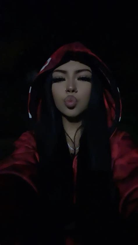 Pin by La Meuf Alegerienne 🇩🇿🛍️ on Fond d'ecran dessin in 2025 | Latina ...