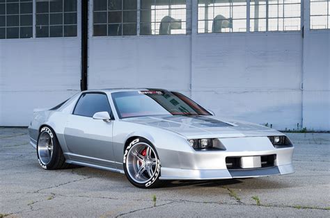 This LS-Swap 1990 Camaro Is a Pro Touring Street Beast