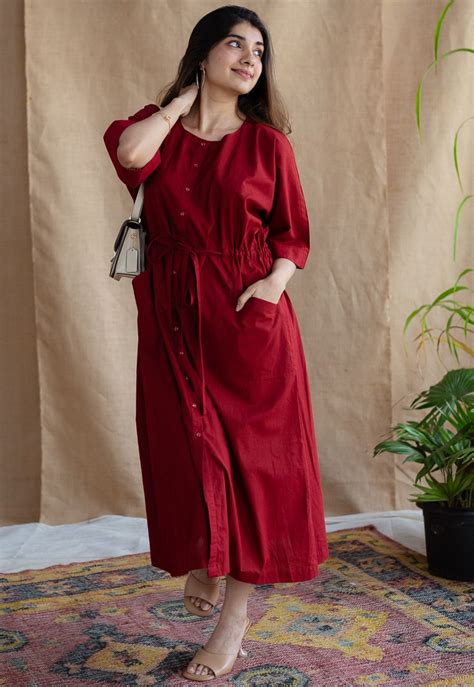 INDIAN ETHNIC WOMEN'S Aarvi Dabu Cotton Dress – THE INDIAN ETHNIC CO.