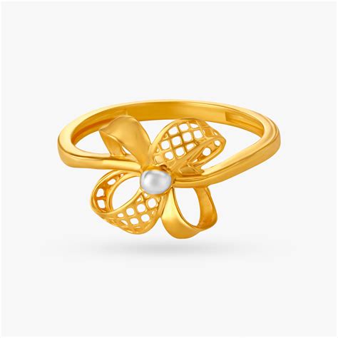 Ribbony Elegance Ring