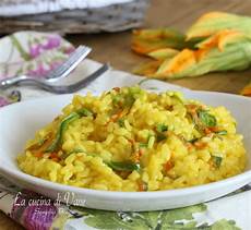 ricetta per risotto ai fiori di zucca risotto ai fiori di zucca ricetta per risotto cremoso e ricetta per risotto ai fiori di zucca risotto ai fiori di zucca ricetta per risotto cremoso e