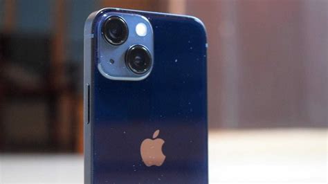 Did you know your iPhone torch can ADJUST brightness? Here is how you ...