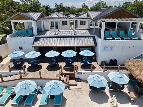 BLUE SKIES BEACH RESORT (Negril) - Hotel Reviews, Photos, Rate ...