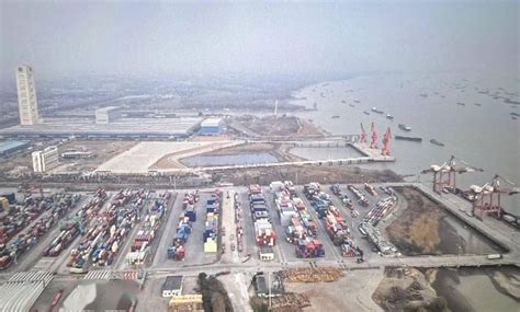 扬州港口海事处全力保障2021年港口集装箱吞吐量稳步增长_船舶_码头_服务