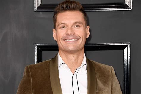 Ryan Seacrest Films Talented Singer on NYC Subway