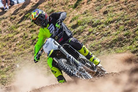 Triumph teams up with the Jezyk Racing Team to compete in the Spanish Motocross Championship ...