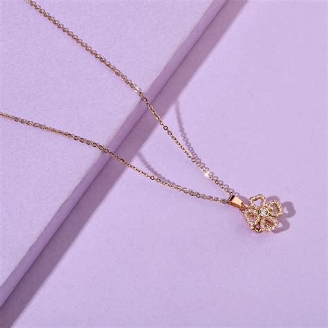 Vyara Clover Rosegold Necklace | Salty – Salty Accessories