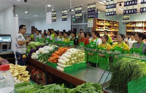 沈阳蔬菜水果超市加盟店现状，印双杰生鲜超市加盟店市场竞争优势在哪？