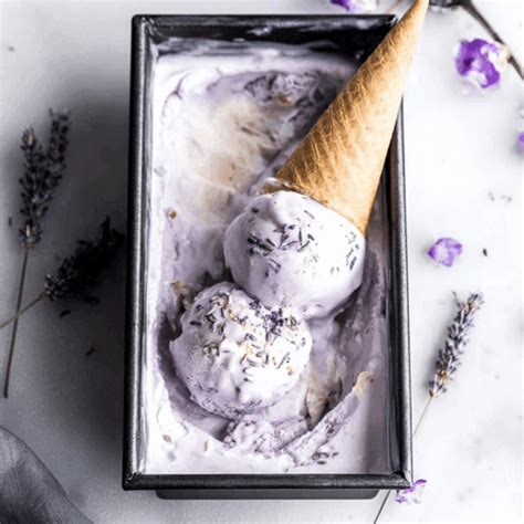 Lavender Earl Grey Ice Cream: A Creamy, Floral Delight - Mucha Munch