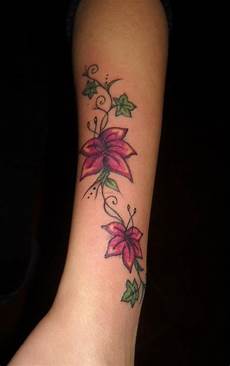 tatuaggi avambraccio fiori foto tatuaggi fiori e farfalle tatuaggi avambraccio fiori foto tatuaggi fiori e farfalle