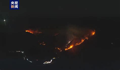 四川雅江发生山火：投入现场扑救力量735人，无人员伤亡