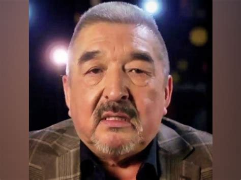 Veteran actor Graham Greene passes away at 73