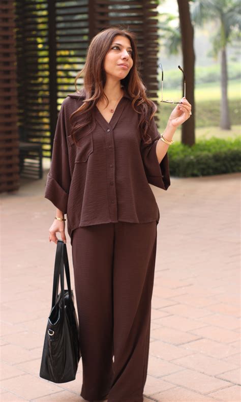 Dark Taupe Loose Shirt and Pants Co-ord – FAIL.