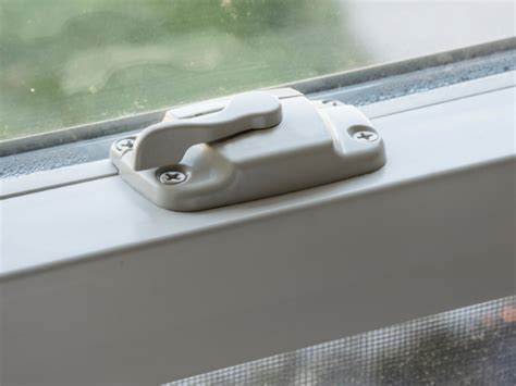 How to Fix Window Lock 的图像结果
