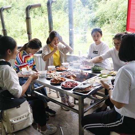 昆明室内自助烧烤_昆明众和休闲度假山庄