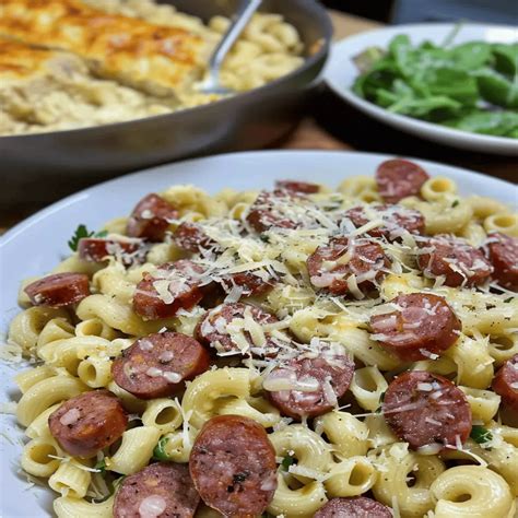 smoked sausage alfredo pasta