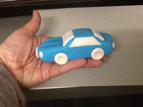 Fondant Car Tutorial 的图像结果