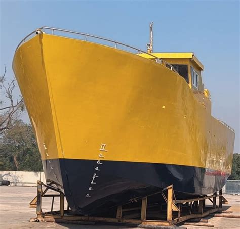 Fishing Boat - Carrier Fishing Boat Manufacturer from Pimpri Chinchwad
