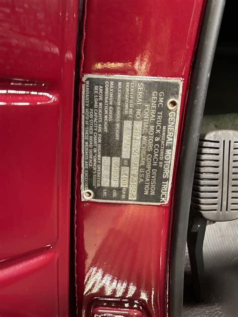 Gmc Vin Plate Location