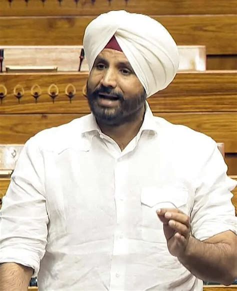 Warring slams AAP 'theatrics' of parading MLAs before President