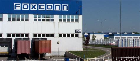 Apple's Supplier Foxconn Pulled Out Of $5 Billion Investment Plan In ...