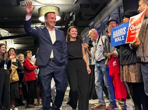 Chris Murphy beats Matthew Corey; wins reelection to U.S. Senate