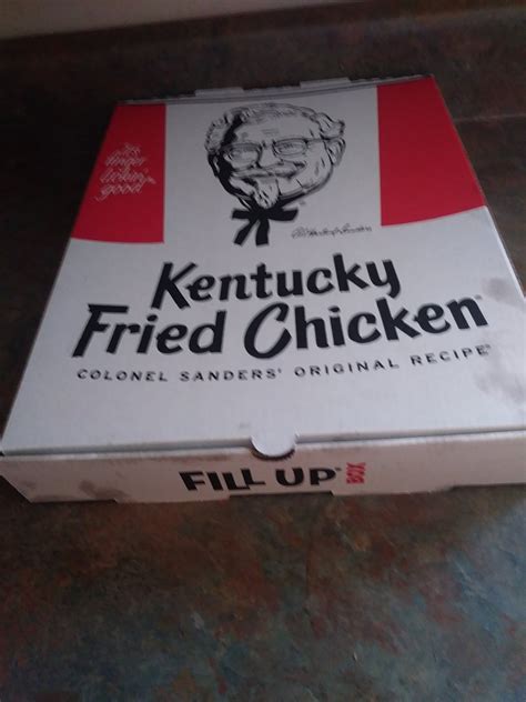 KFC Fill Up Box 的图像结果