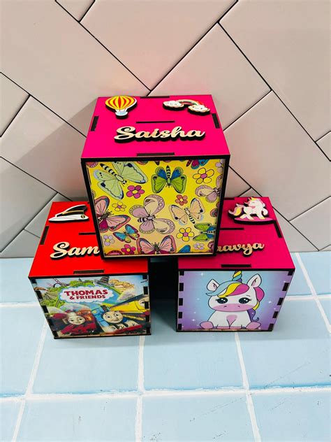 Personalised piggy Bank | CakeGift.in
