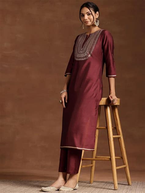 Buy Maroon Yoke Design Silk Blend Straight Kurta Set Online at Rs.919 ...