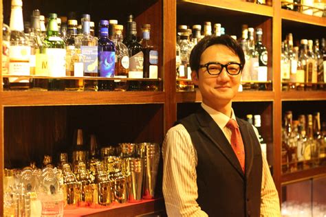 こんにちは！BAR compass編集部の河合です。