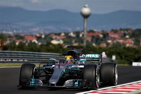 [100+] Lewis Hamilton Backgrounds | Wallpapers.com
