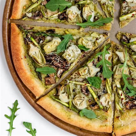Vegan Artichoke Pesto Pizza - ShortGirlTallOrder