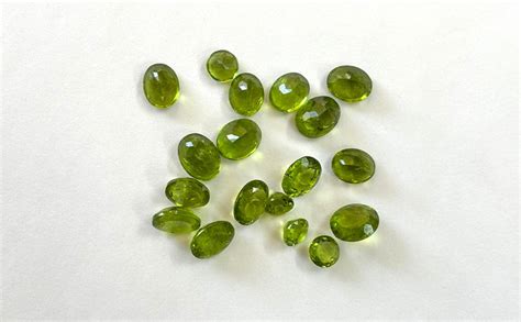 Jewellery Materials | Vasundhra Raj Luxury Jewellery