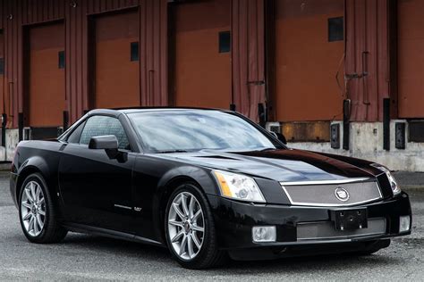 2006 Cadillac XLR-V Supercharged - The official convertible of...? : regularcarreviews