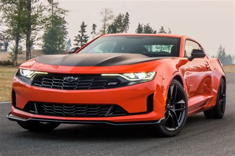 2019 Camaro LT RS 1LE: First Real-World Pictures | GM Authority
