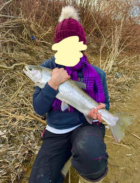 Firmly, FIRMLY grasp it : r/FlyFishingCircleJerk