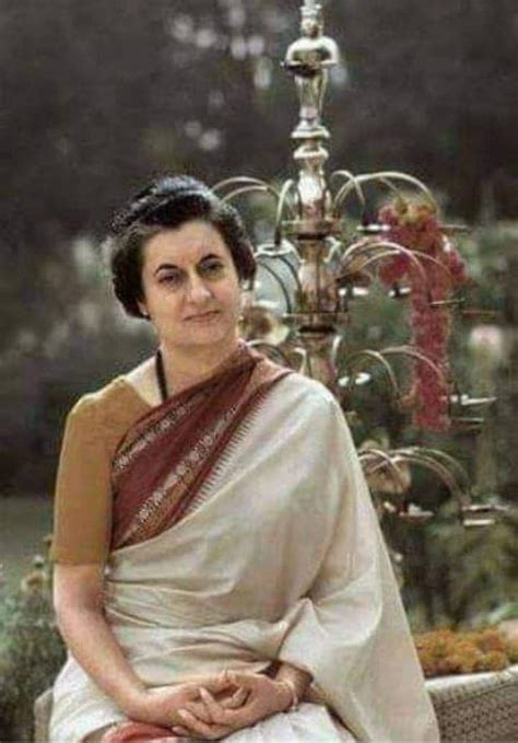 SAMRIDDHI Indira Gandhi Picture Laminated Poster (Photo Paper ...
