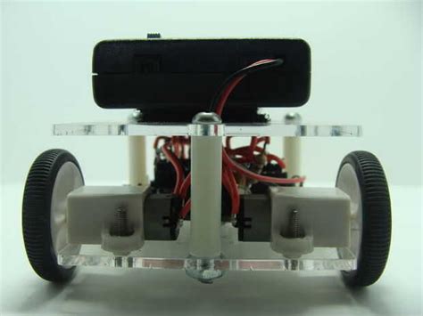 Image result for Robot Laberinto Arduino