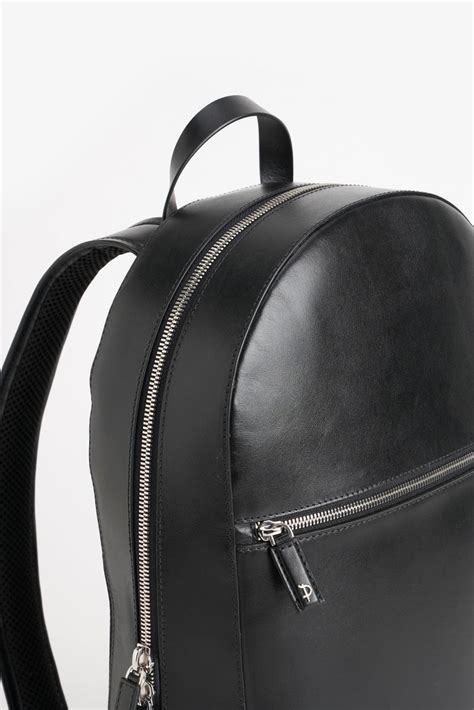 Black Miguel Backpack – Perona