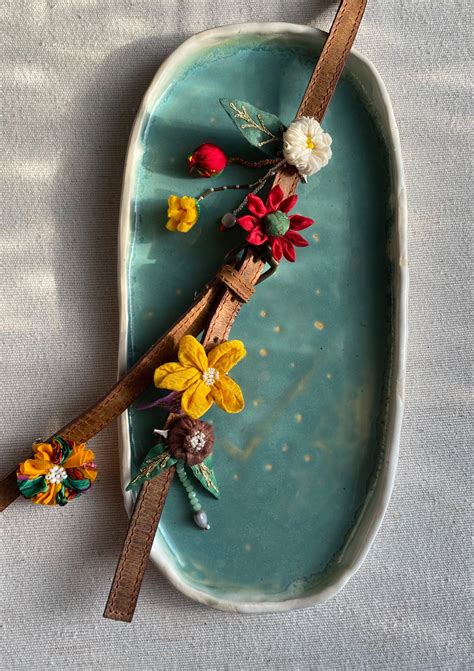 Online Bunga Brooches - Set of 4 Shop