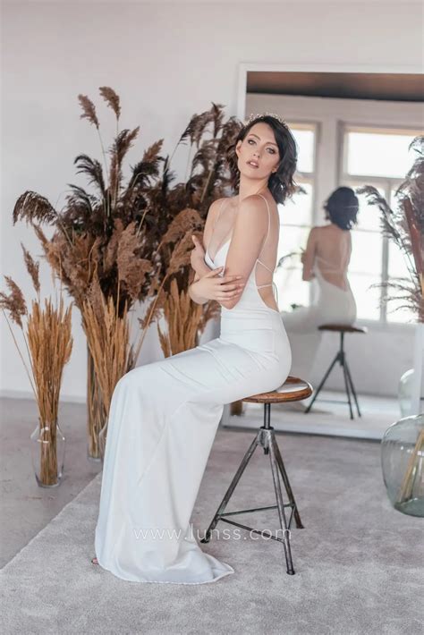 Slip Satin Spaghetti Strap Backless Reception Dress - Lunss