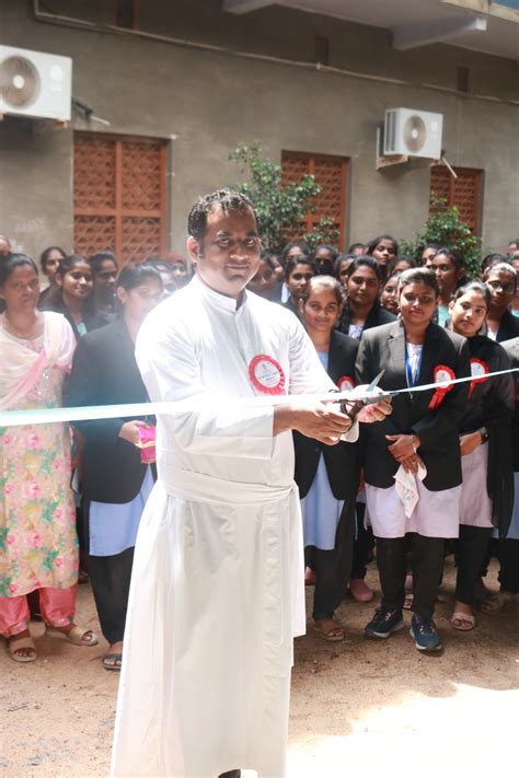 Andhra loyola College