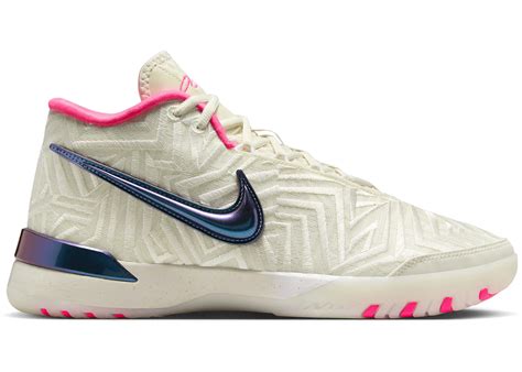 NIKE ZOOM LEBRON NXXT GENISUS BRONNY JAMES TRANSLUCENT