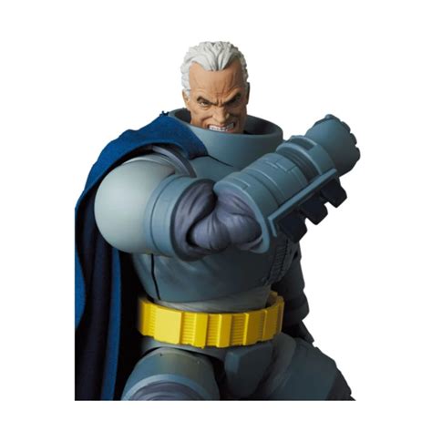 The Dark Knight Returns Armored Batman By MAFEX